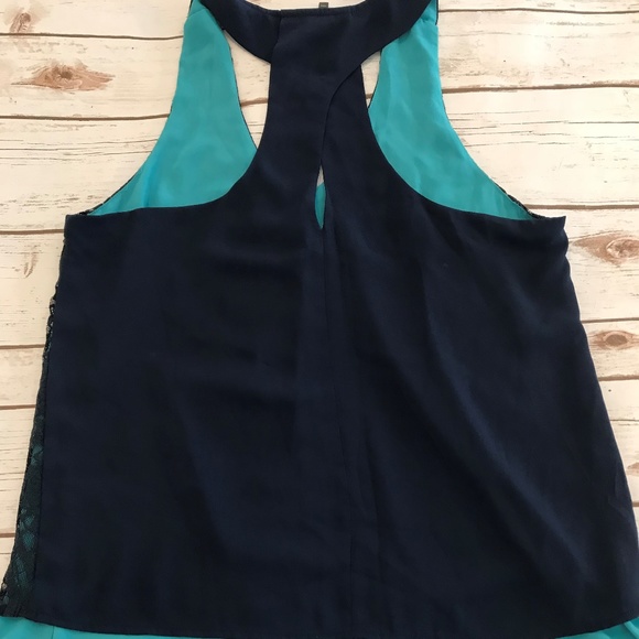 Britxton Ivy Lace Criss Cross Back Tank - Picture 3 of 4